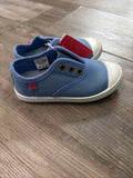 8 Shoes