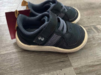 3 Shoes