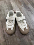 8 Shoes