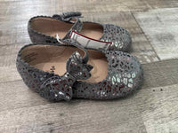 6 Shoes