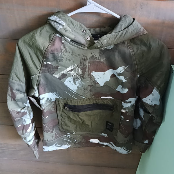 8 Shirt