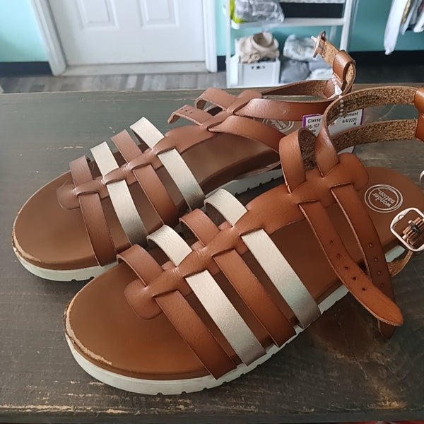 4 Shoes