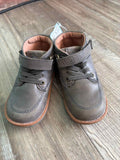 6.5W Shoes