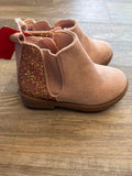 8 Shoes