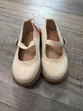 8 Shoes