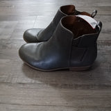 3 Shoes