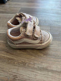 4 Shoes