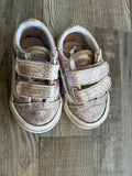 4 Shoes