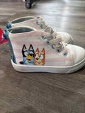 8 Shoes