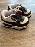 4 Shoes