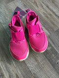 8 Shoes