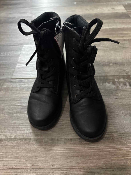 3 Shoes