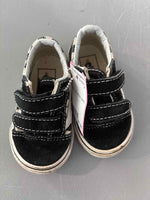 4 Shoes
