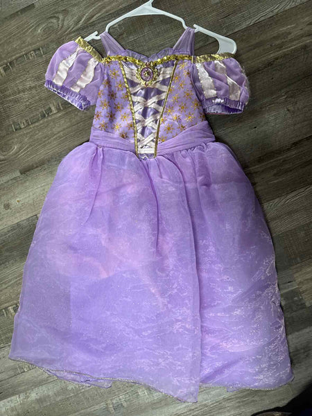5 Costume
