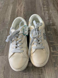 3 Shoes