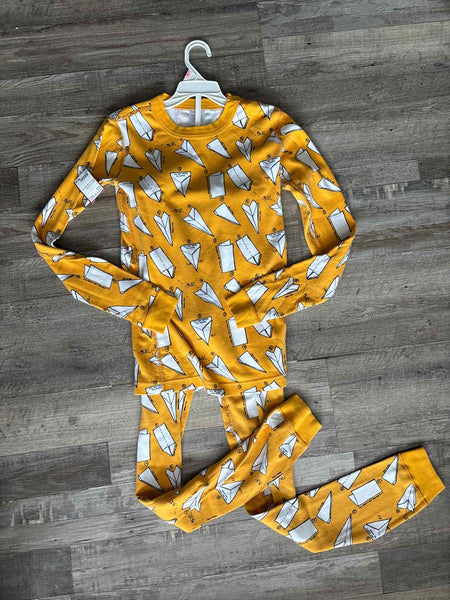 14 Pajamas