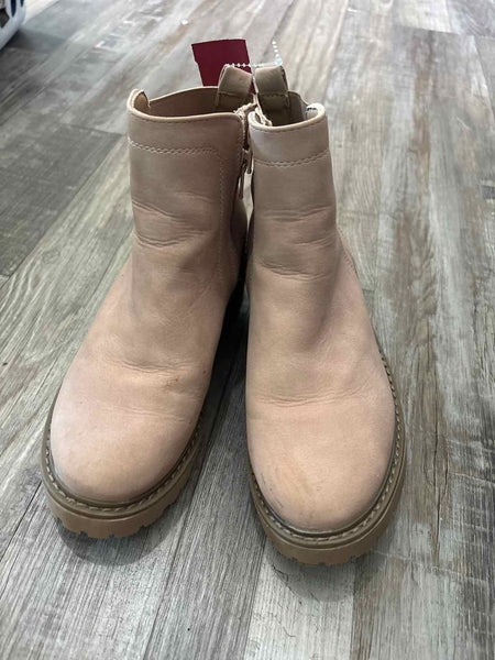 3 Shoes