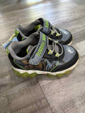 8 Shoes