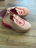 8 Shoes