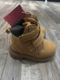 4 Shoes