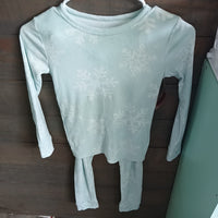 8 Pajamas