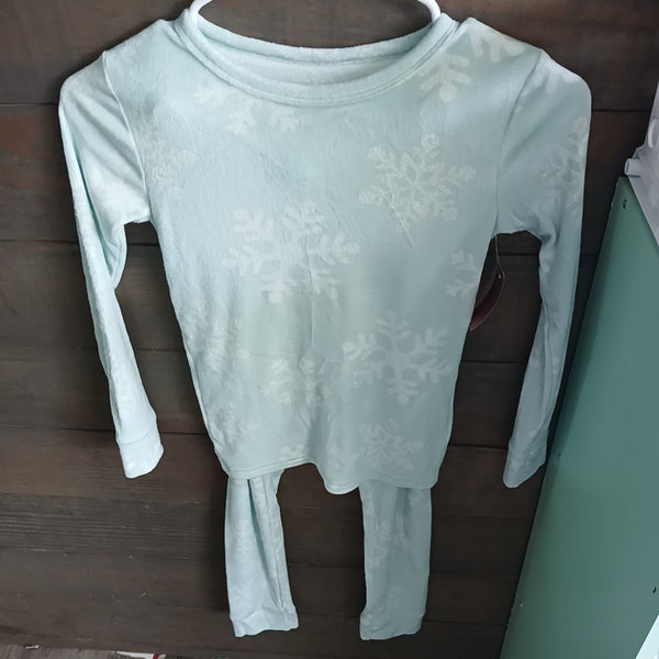 8 Pajamas