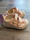 4 Shoes